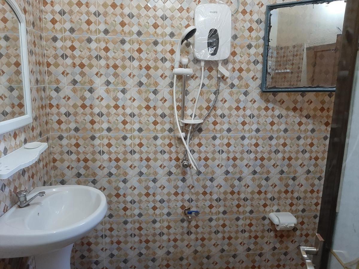 Villa Chambre B climatisée douche Cuisine salon Bamako Extérieur photo